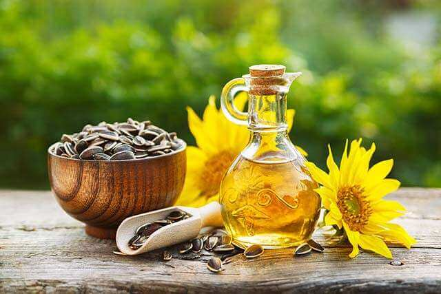 6 Surprising benefits of sunflower oil