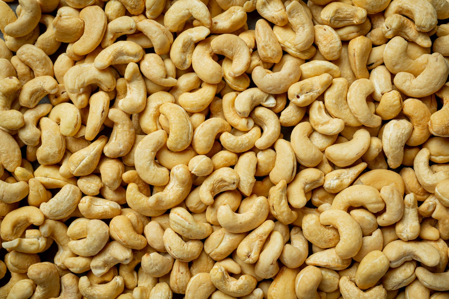 11 Amazing benefits of cashew nuts