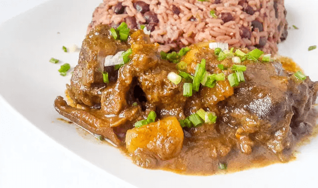 How does curry goat taste?