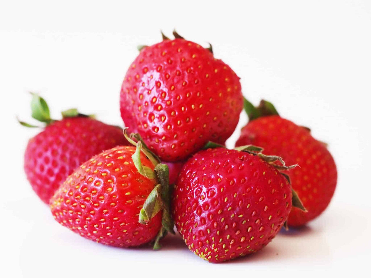 Fresh strawberries sold on Niyis